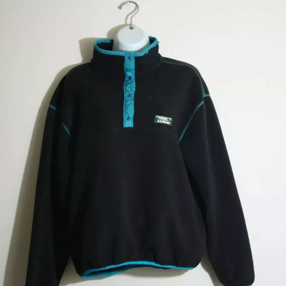 L.L Bean Vintage pull Over sweater Black/turquoise